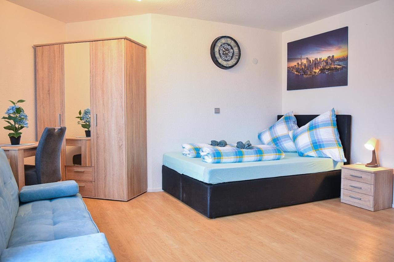 Ruhige Wohnung Im . Private Parkplatz ,Balkon ,Netflix Núremberg Exterior foto